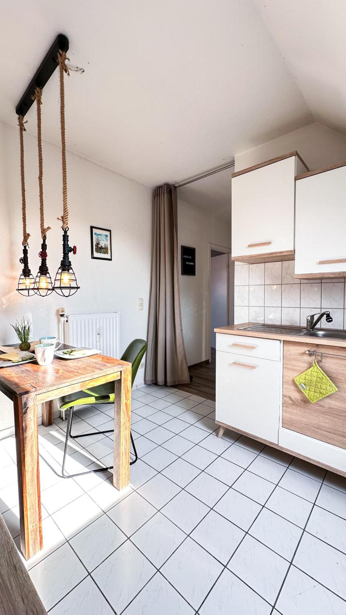 Homestayplus Schwerin Schwerin  Exteriör bild